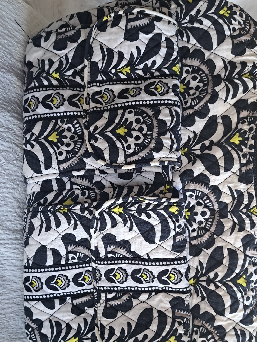 Vera Bradley Black & White Quilted Purse - Picture 2 of 9